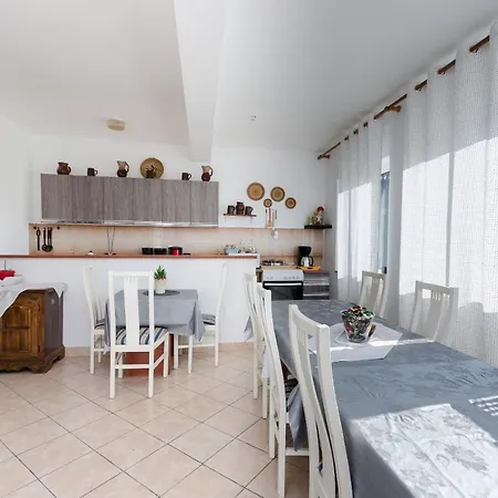 Guest house Mladen P 2*